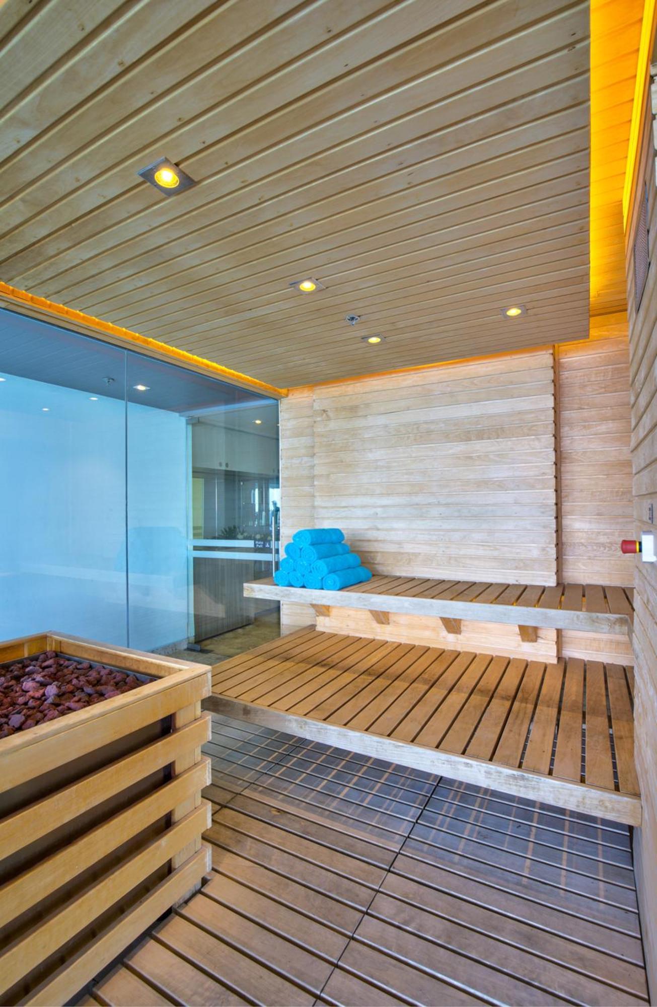 Estelar Cartagena De Indias Hotel Y Centro De Convenciones Dış mekan fotoğraf A modern Finnish sauna